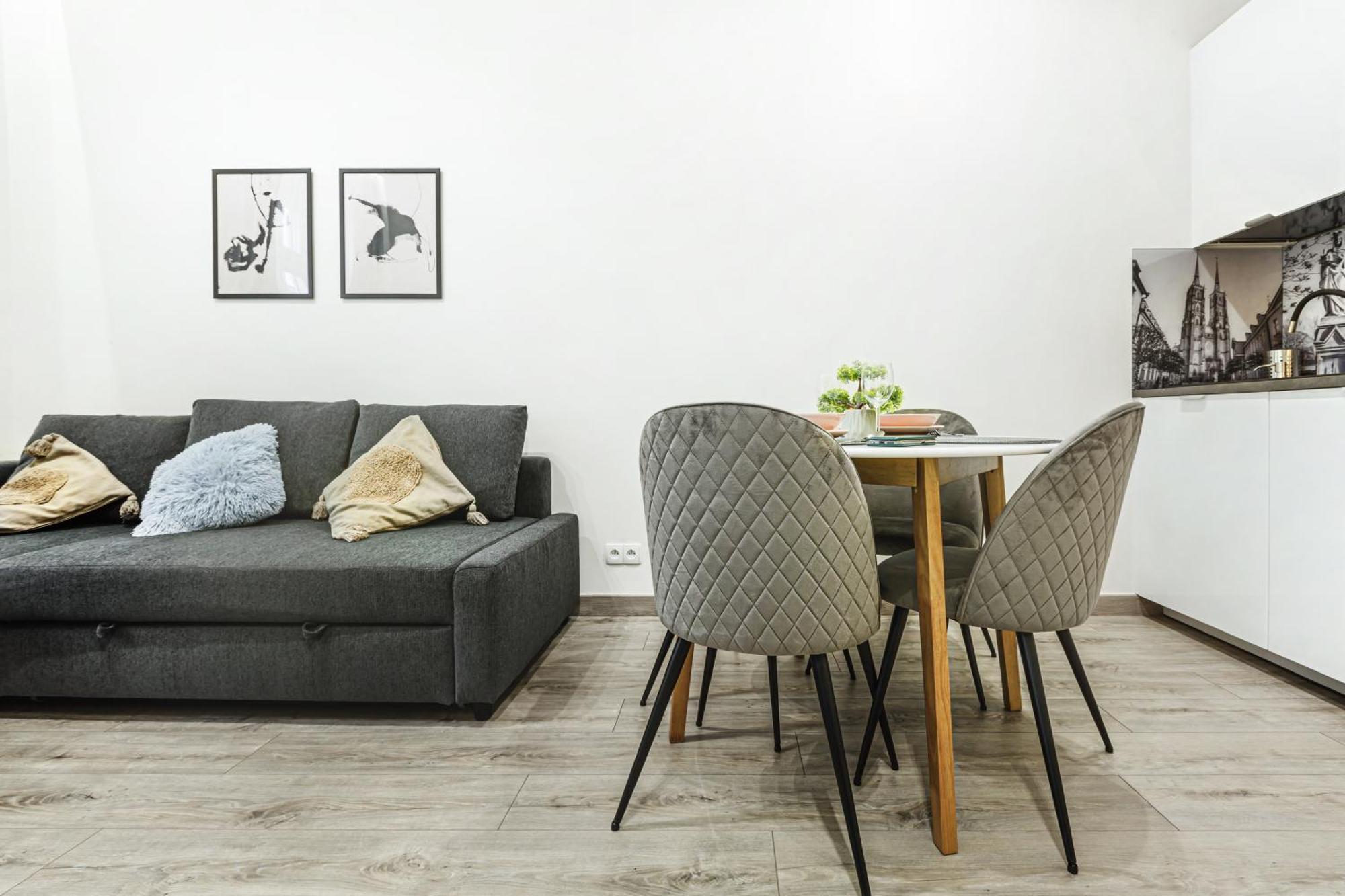 Wyjatkowe Apartamenty W Centrum Breslavia Exterior foto