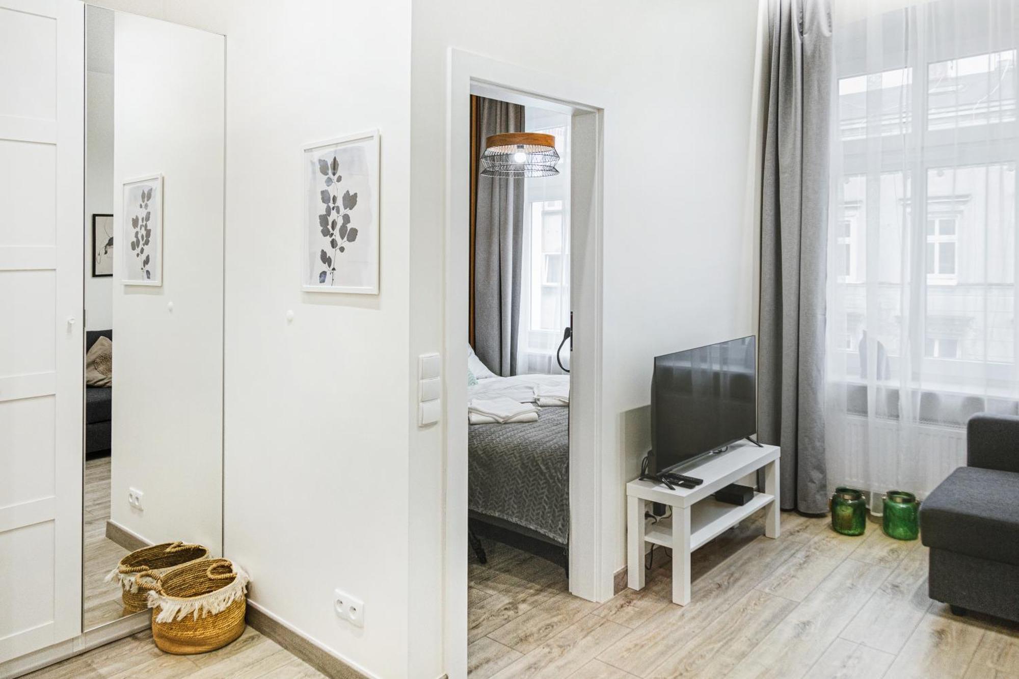 Wyjatkowe Apartamenty W Centrum Breslavia Exterior foto